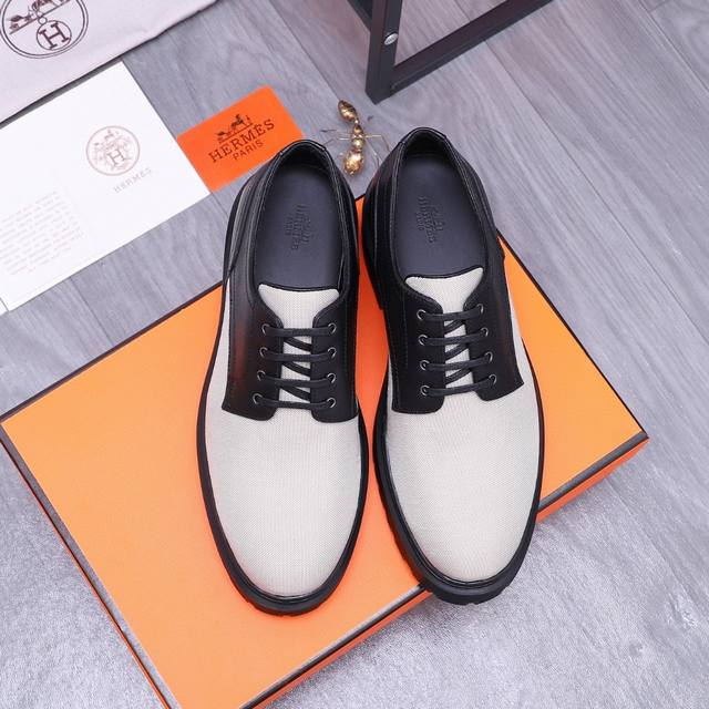 商品商标：Hermes 爱马仕 商务休闲皮鞋 正码码数: 39-44 38.45.46订做 商品材料：精选优质牛皮拼接透气鞋面 水染牛皮内里 原版大底